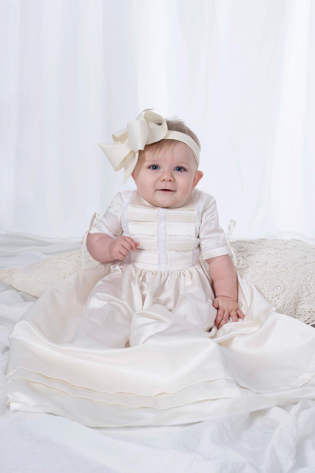 Baby Girls Baptism Dress Heirloom Christening Gown with Bonnet Lace Design  24M - Walmart.com